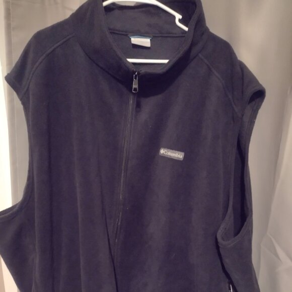 Columbia Mens size 6xl black fleece vest in good condition - Picture 1 of 4